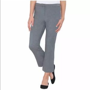 Max & Mia Capri Dress Pants